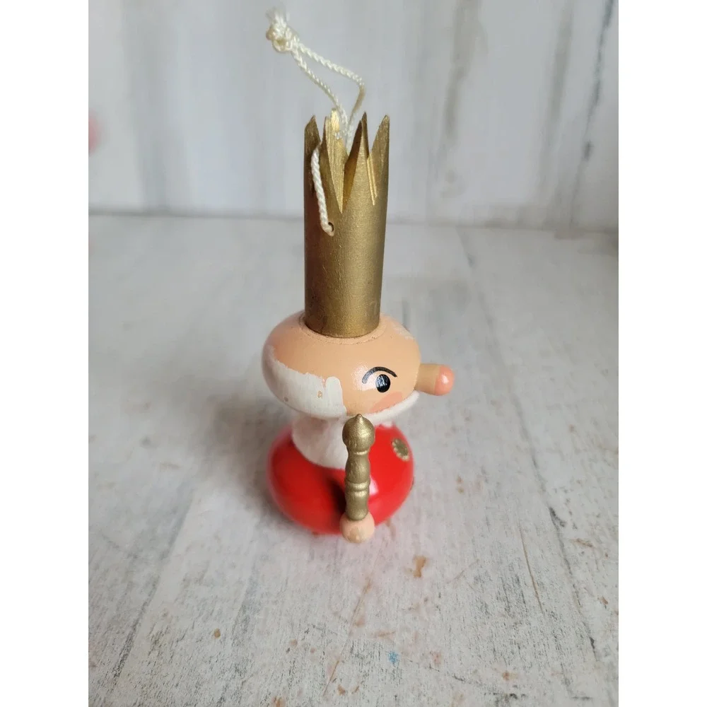 Vintage wooden king AS IS unique ornament Xmas royalty solider home
